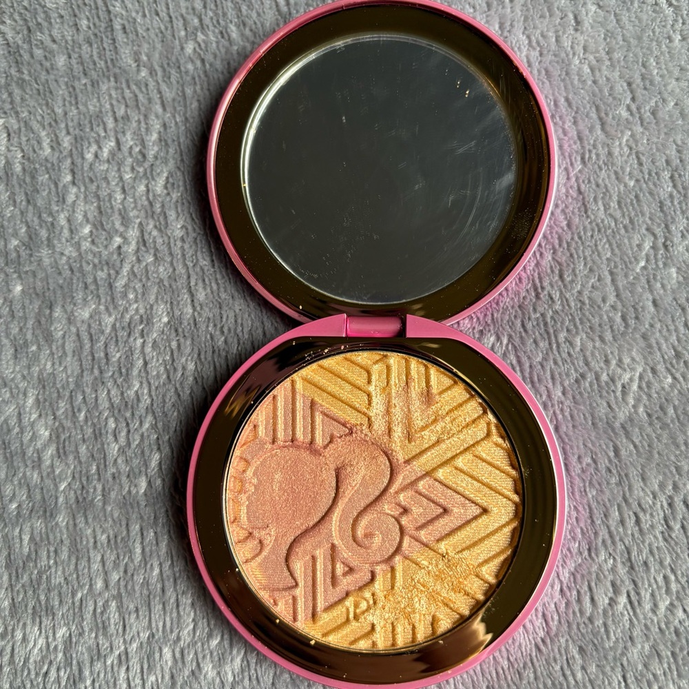Pur Barbie Highlighter